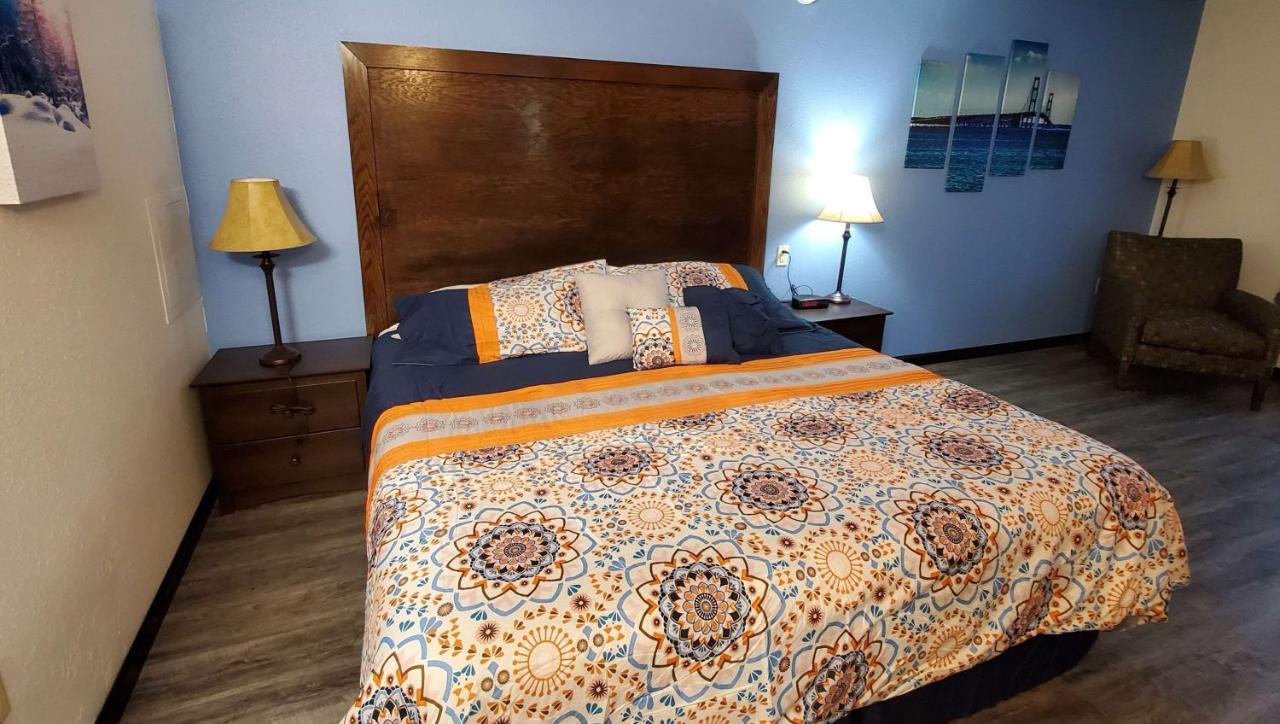 Jasper Ridge Inn 2*